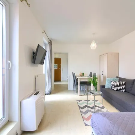 Aparthotel In - River House