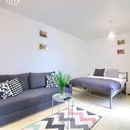 In - River House * Szczecin