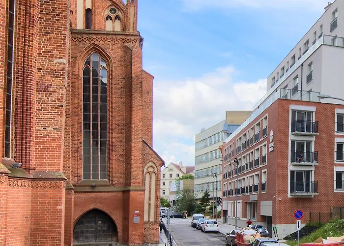 In - River House Apartahotel