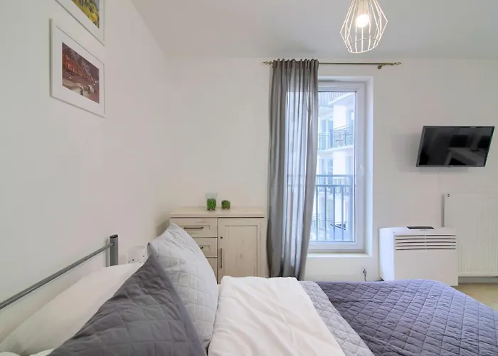 Hotel apartamentowy In - River House